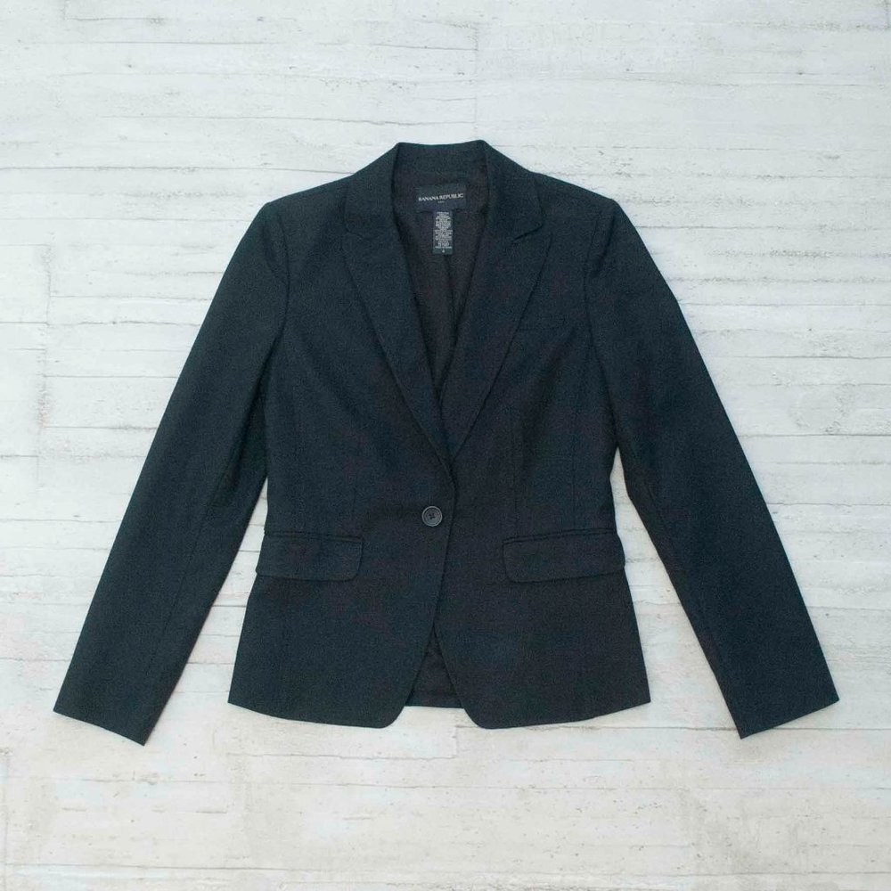 Banana Republic Tailored Blazer in Black size 4
